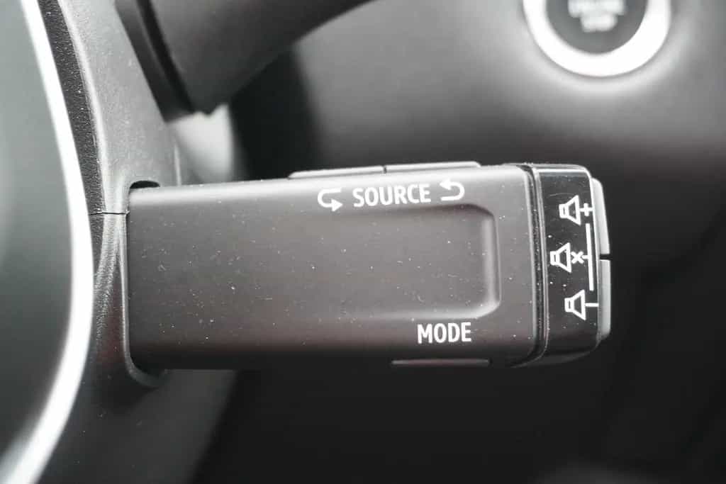 Renault Captur II 1.3 TCE LED Navi Kamera Keyless-Go 02/2022-photo-20