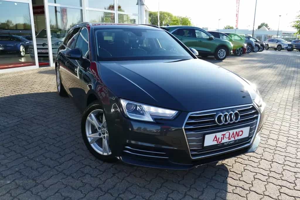 Audi A4 Avant 2.0 TFSI Bi-Xenon Navi Sitzheizung PDC 11/2017-photo-4