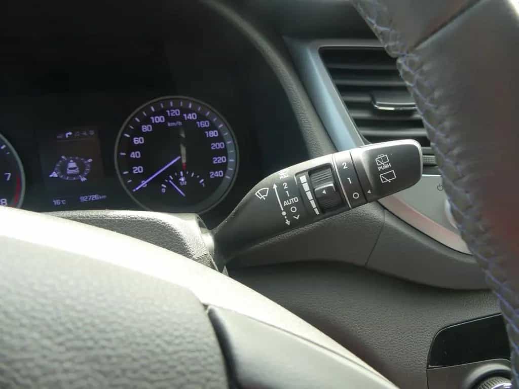 Hyundai TUCSON 1.6 Kamera Allwetter Tempomat Navi Sitzhe 03/2016-photo-23