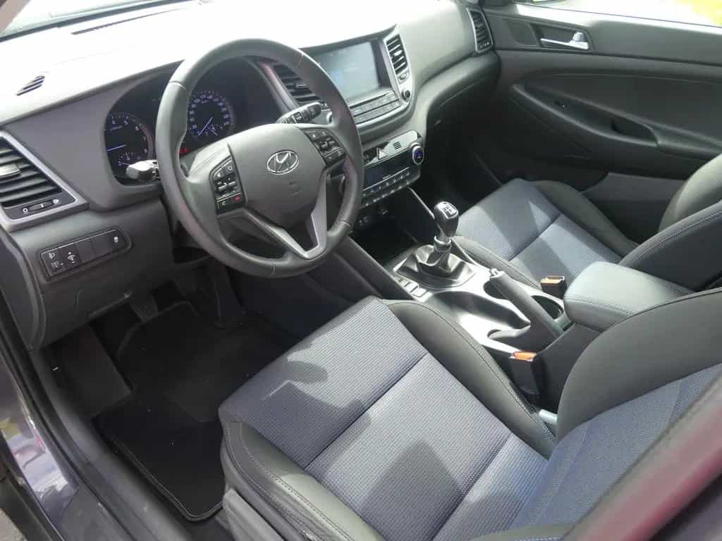 Hyundai TUCSON 1.6 Kamera Allwetter Tempomat Navi Sitzhe 03/2016-photo-8