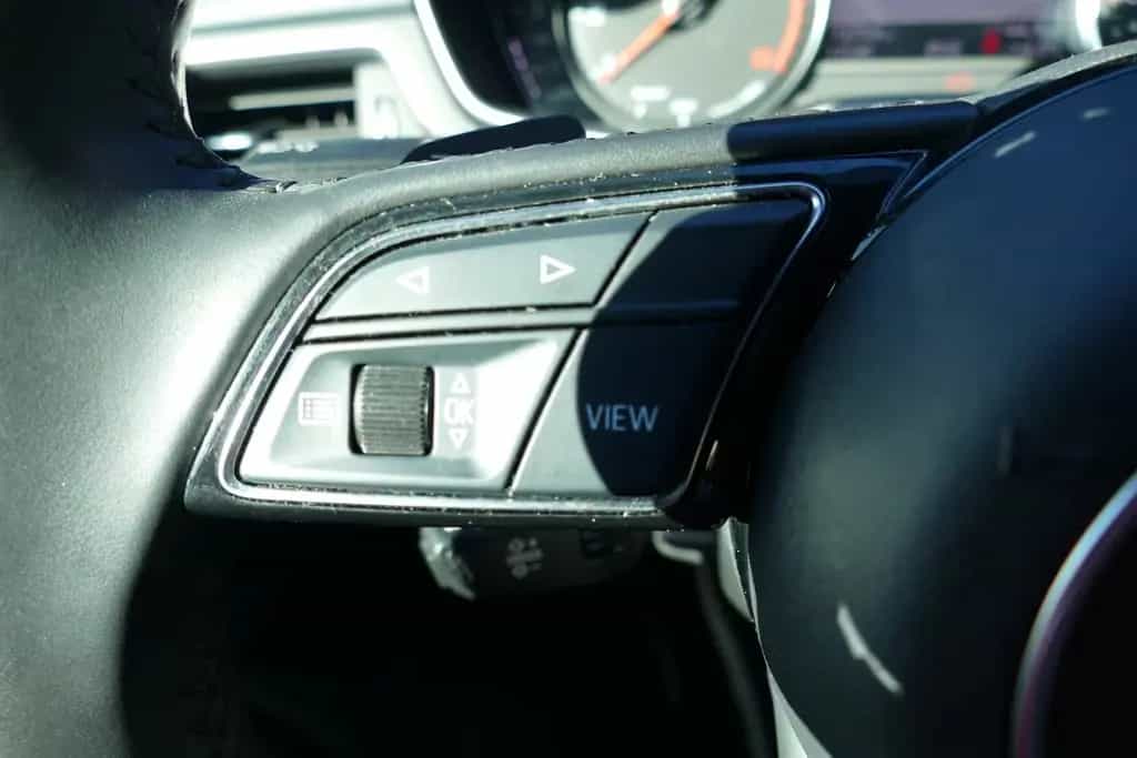 Audi A4 Avant 35 2.0 TFSI advanced DSG LED Navi ACC 12/2019-photo-11
