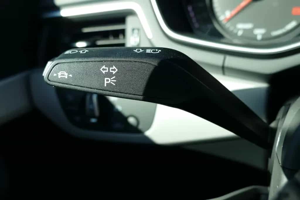 Audi A4 Avant 35 2.0 TFSI advanced DSG LED Navi ACC 12/2019-photo-13