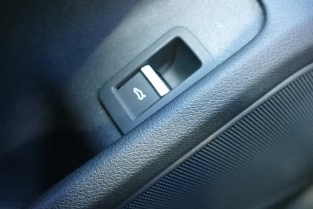 Audi A4 Avant 35 2.0 TFSI advanced DSG LED Navi ACC 12/2019-photo-20
