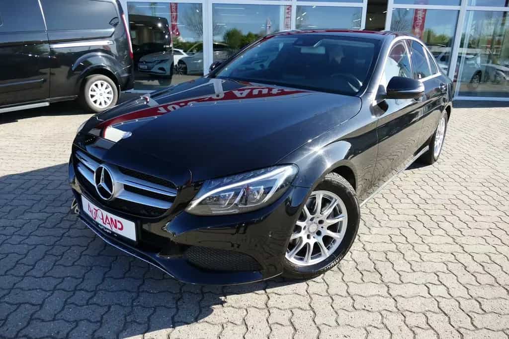 Mercedes-Benz C 180 C180 CGI Avantgarde LED Navi AHK Kamera 12/2016-photo-1