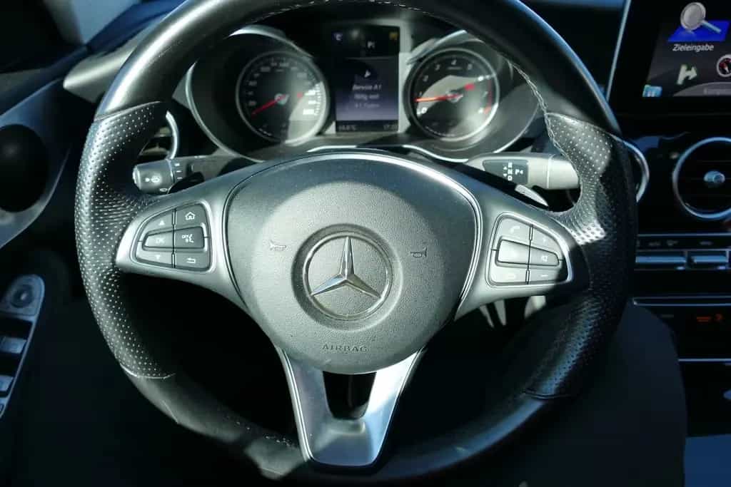 Mercedes-Benz C 180 C180 CGI Avantgarde LED Navi AHK Kamera 12/2016-photo-10