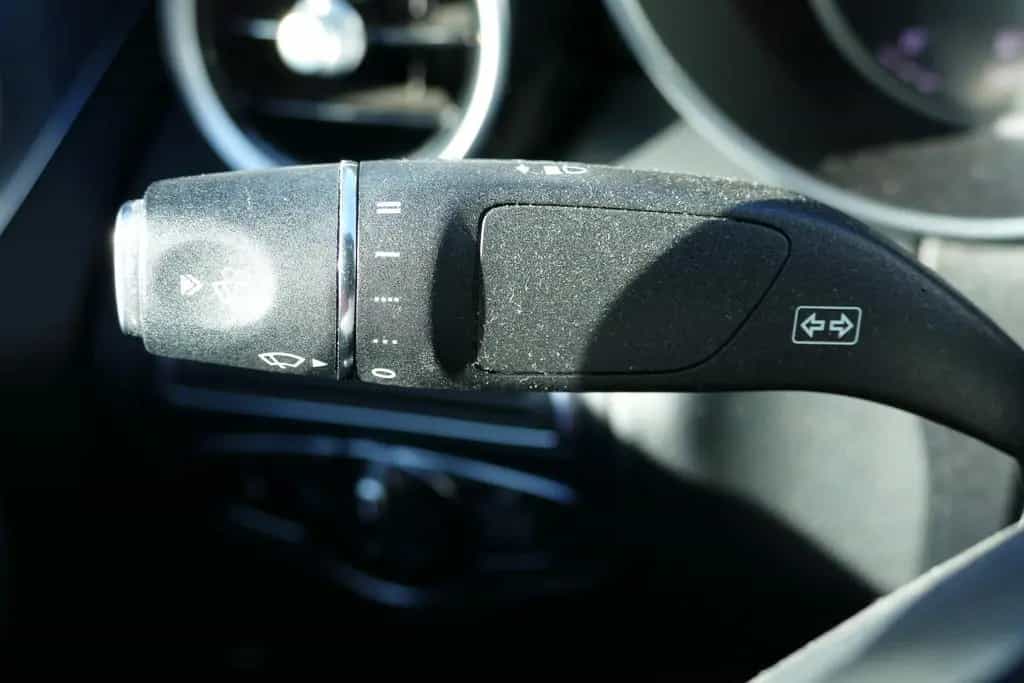 Mercedes-Benz C 180 C180 CGI Avantgarde LED Navi AHK Kamera 12/2016-photo-13
