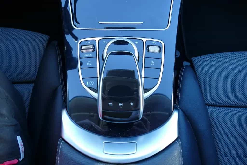Mercedes-Benz C 180 C180 CGI Avantgarde LED Navi AHK Kamera 12/2016-photo-20