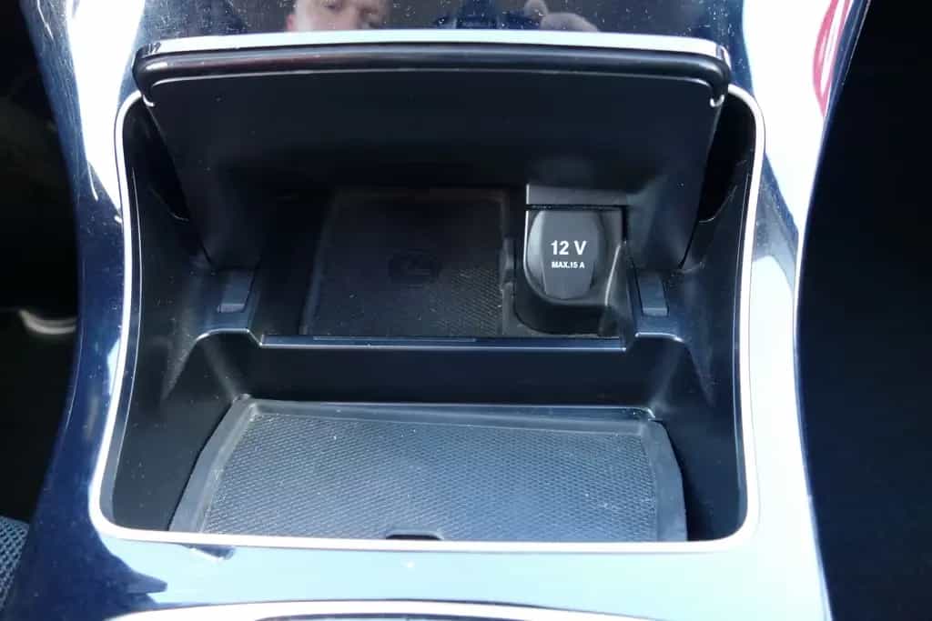 Mercedes-Benz C 180 C180 CGI Avantgarde LED Navi AHK Kamera 12/2016-photo-21