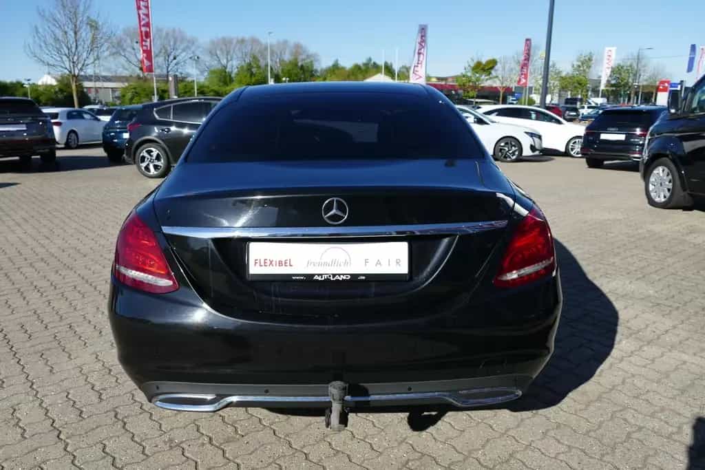 Mercedes-Benz C 180 C180 CGI Avantgarde LED Navi AHK Kamera 12/2016-photo-3