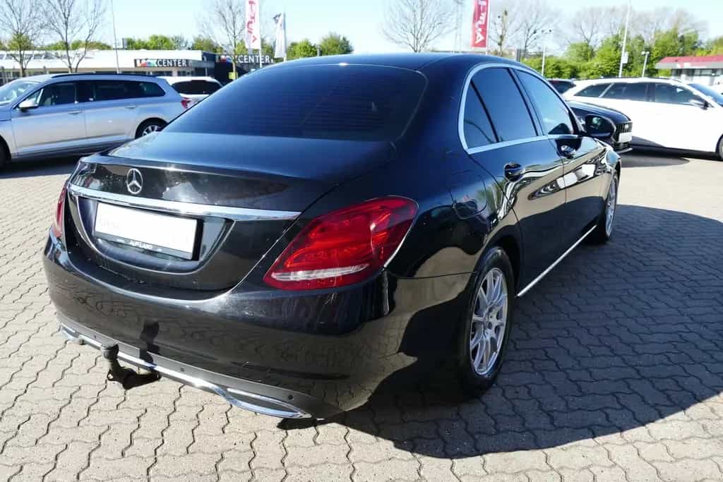 Mercedes-Benz C 180 C180 CGI Avantgarde LED Navi AHK Kamera 12/2016-photo-4