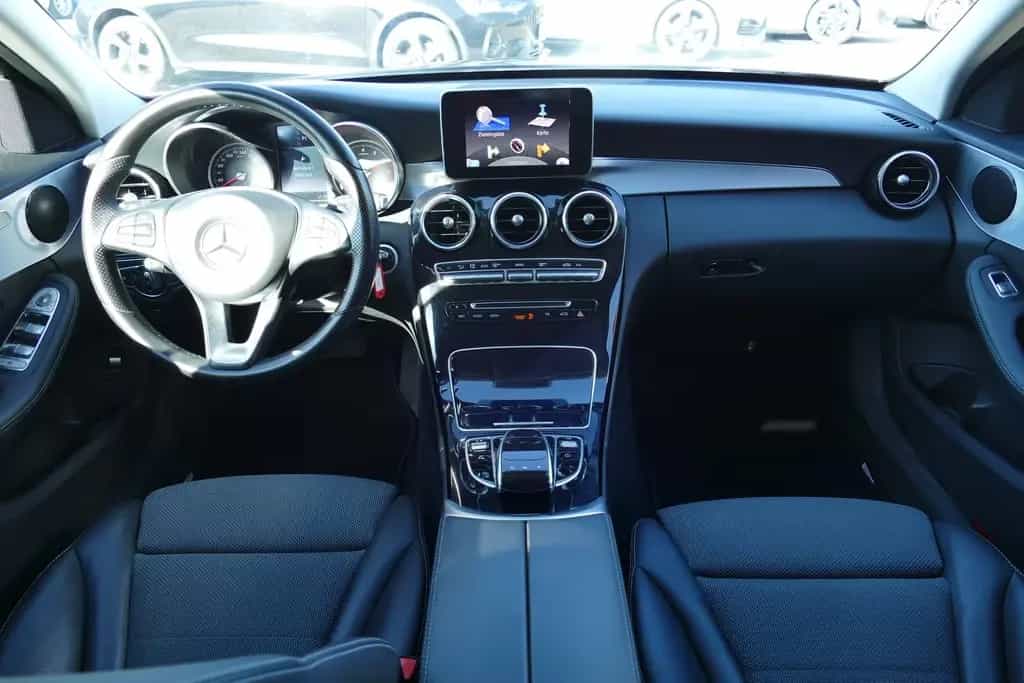 Mercedes-Benz C 180 C180 CGI Avantgarde LED Navi AHK Kamera 12/2016-photo-9