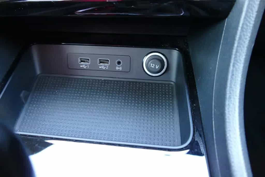 Seat Ateca 2.0 TSI FR 4Drive LED Sitzheizung Kamera 12/2019-photo-21