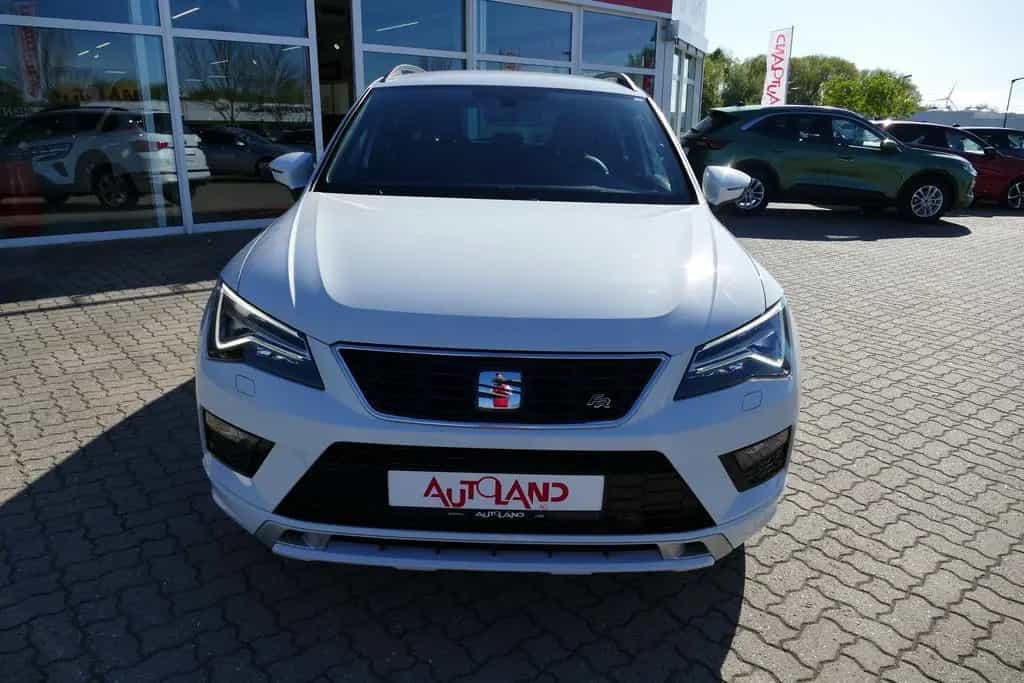 Seat Ateca 2.0 TSI FR 4Drive LED Sitzheizung Kamera 12/2019-photo-6