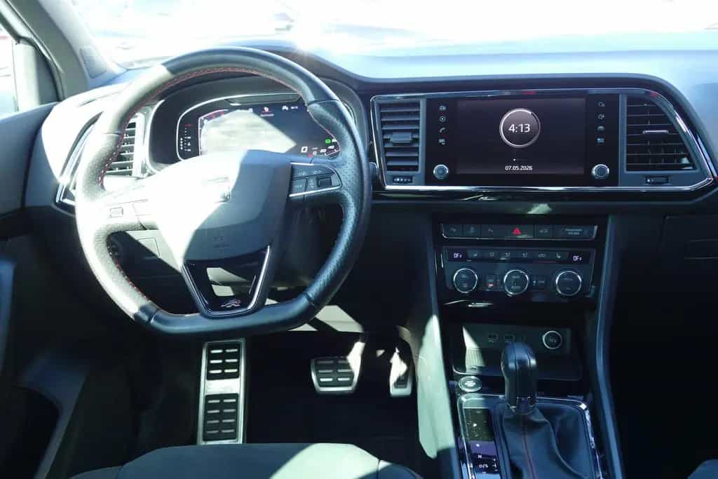 Seat Ateca 2.0 TSI FR 4Drive LED Sitzheizung Kamera 12/2019-photo-8