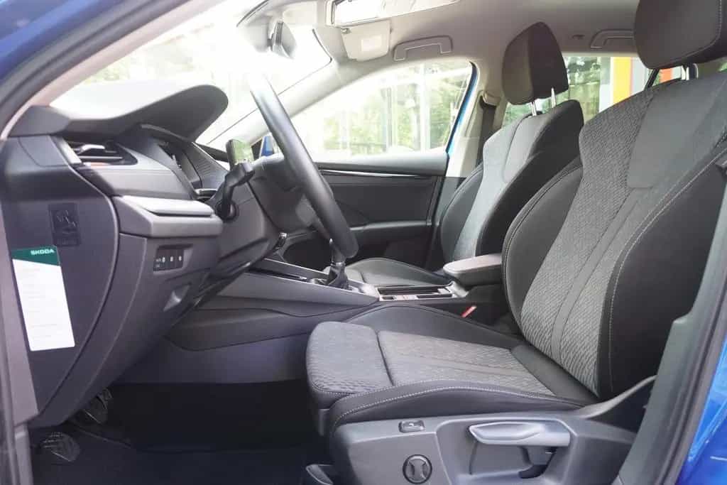 Skoda Octavia Combi 1.5 TSI Clever Navi 4x Sitzheizung 11/2021-photo-10