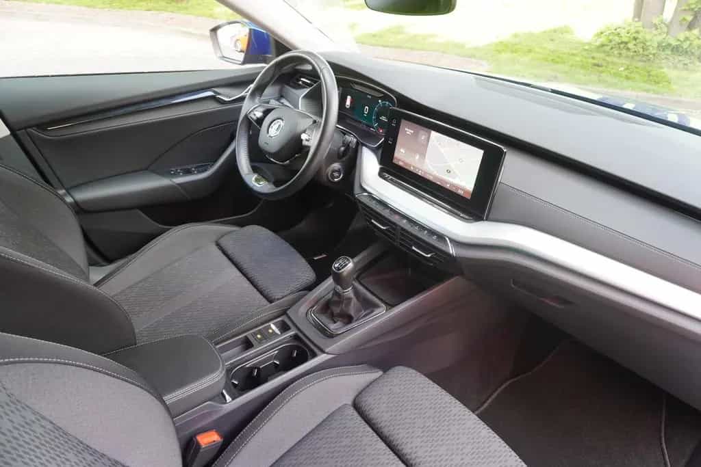 Skoda Octavia Combi 1.5 TSI Clever Navi 4x Sitzheizung 11/2021-photo-13