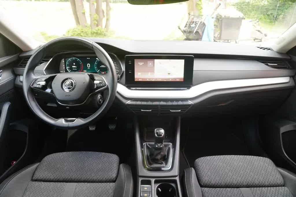 Skoda Octavia Combi 1.5 TSI Clever Navi 4x Sitzheizung 11/2021-photo-14