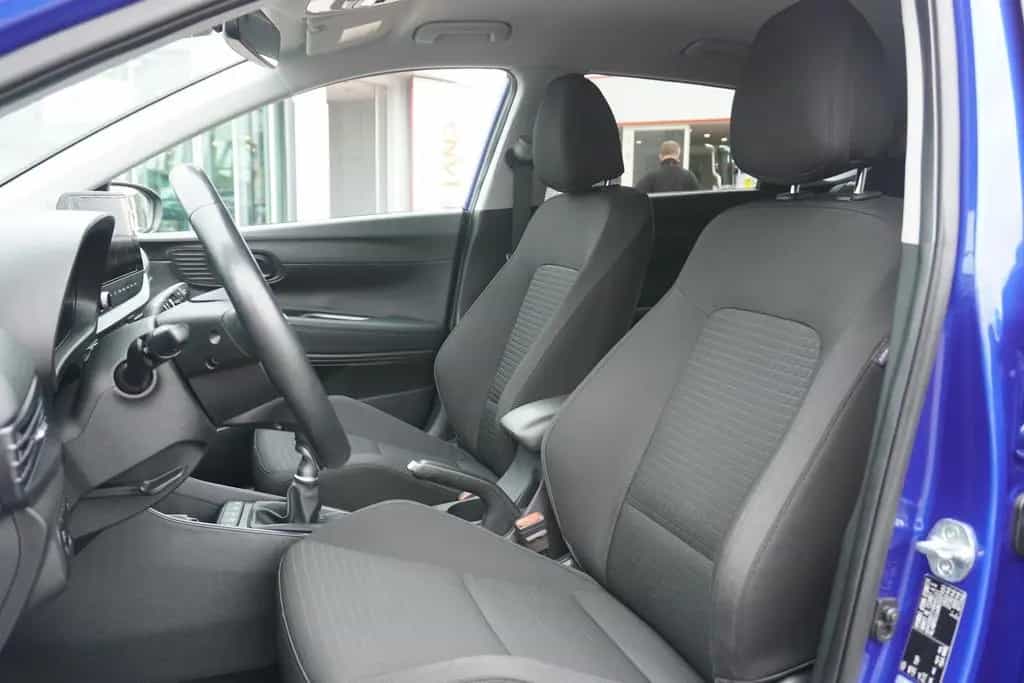 Hyundai i20 1.0 Prime Mild-Hybrid LED Navi Bose Kamera 03/2021-photo-10