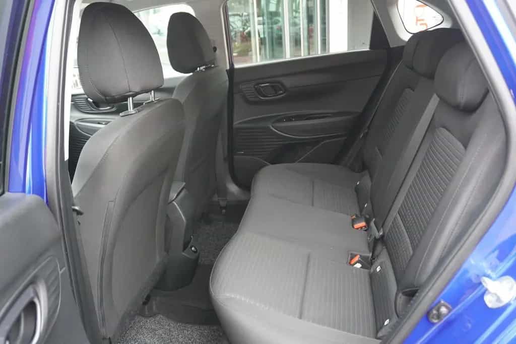 Hyundai i20 1.0 Prime Mild-Hybrid LED Navi Bose Kamera 03/2021-photo-11
