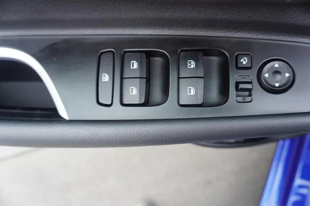 Hyundai i20 1.0 Prime Mild-Hybrid LED Navi Bose Kamera 03/2021-photo-14