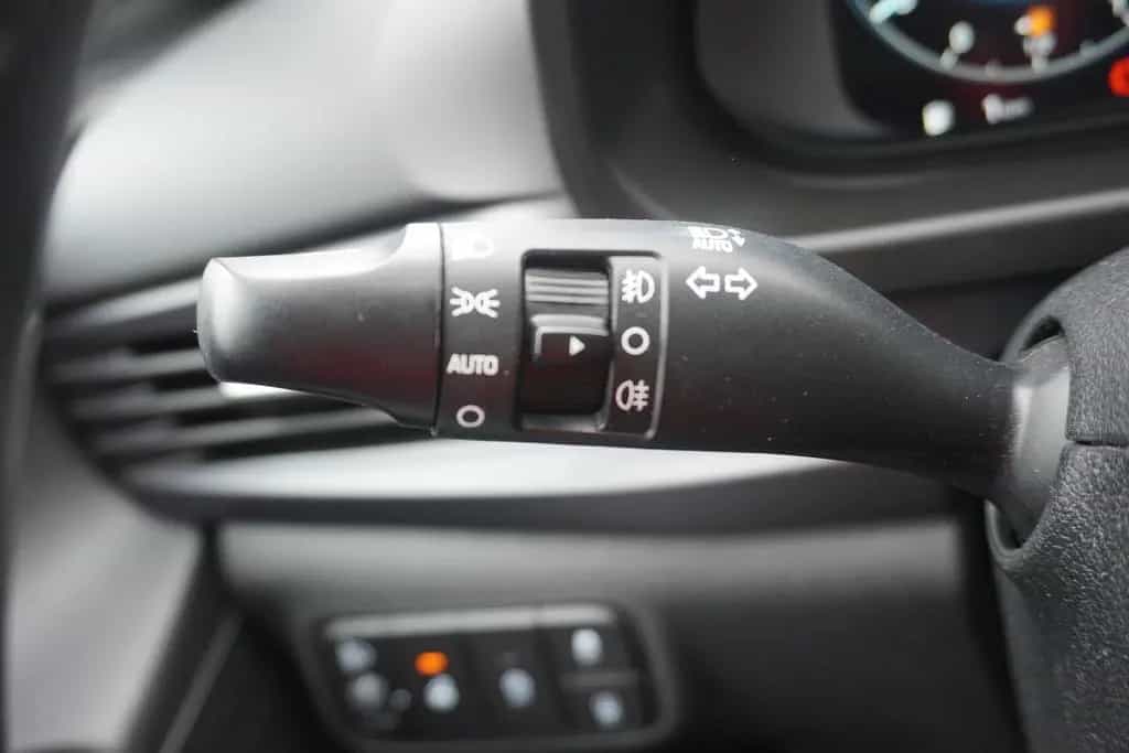Hyundai i20 1.0 Prime Mild-Hybrid LED Navi Bose Kamera 03/2021-photo-17