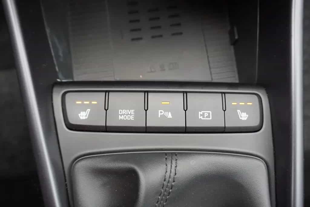 Hyundai i20 1.0 Prime Mild-Hybrid LED Navi Bose Kamera 03/2021-photo-29