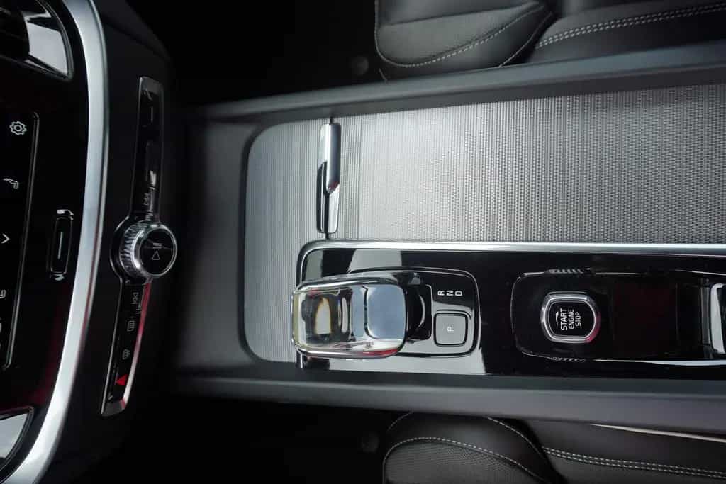 Volvo V60 Kombi 2.0 B4 M-Hybrid LED Virtual Cockpit Na 12/2022-photo-33