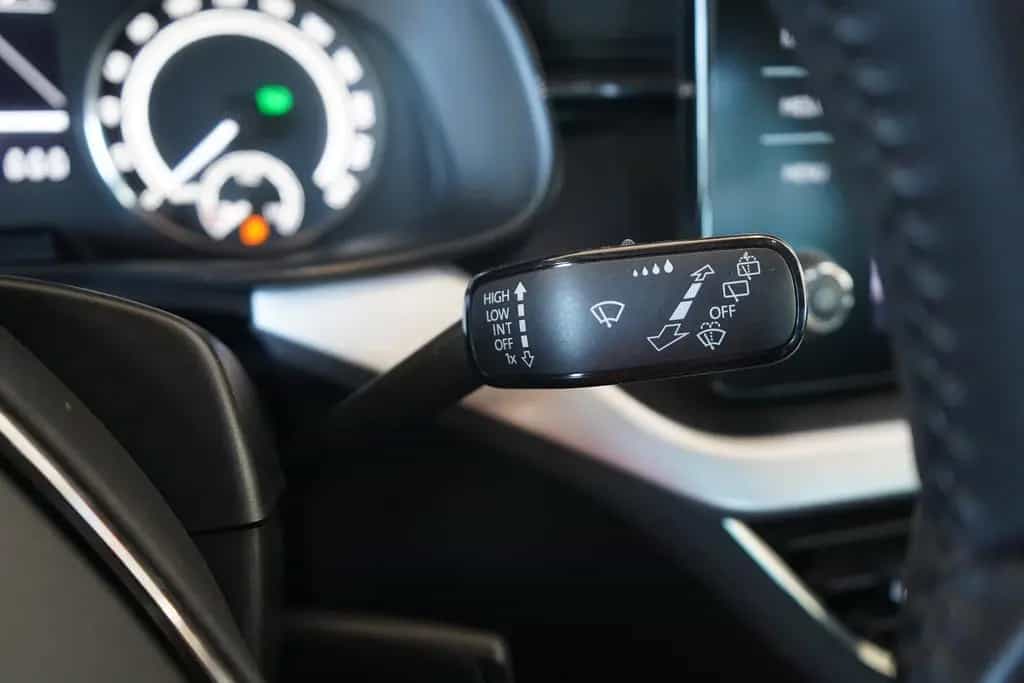 Skoda Kamiq 1.0 Tour LED Kamera Sitzheizung Tempomat 11/2023-photo-14