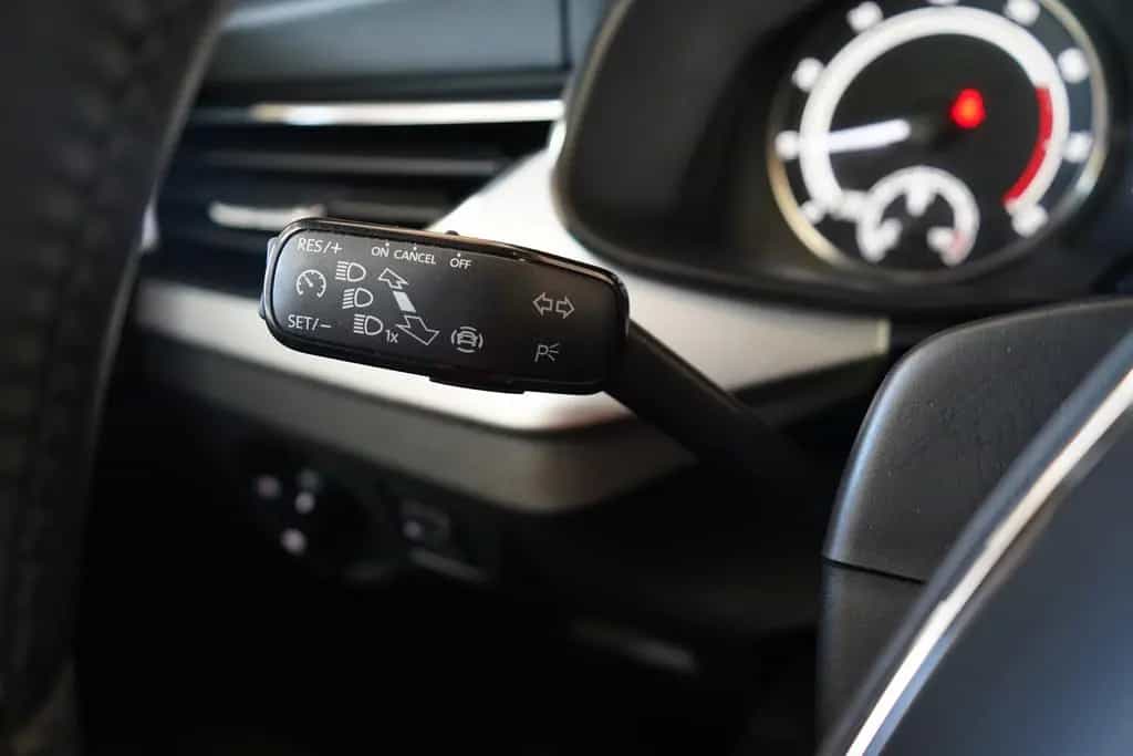 Skoda Kamiq 1.0 Tour LED Kamera Sitzheizung Tempomat 11/2023-photo-15