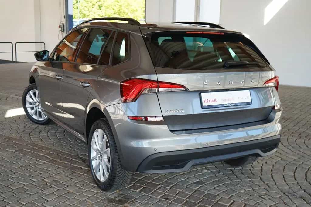 Skoda Kamiq 1.0 Tour LED Kamera Sitzheizung Tempomat 11/2023-photo-3