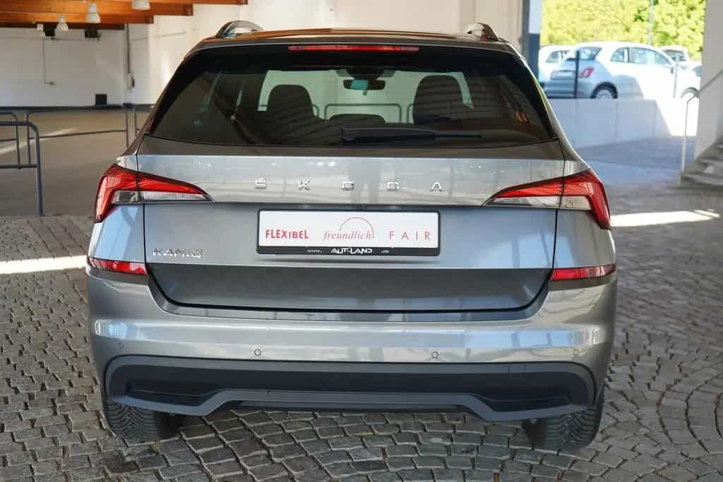 Skoda Kamiq 1.0 Tour LED Kamera Sitzheizung Tempomat 11/2023-photo-4