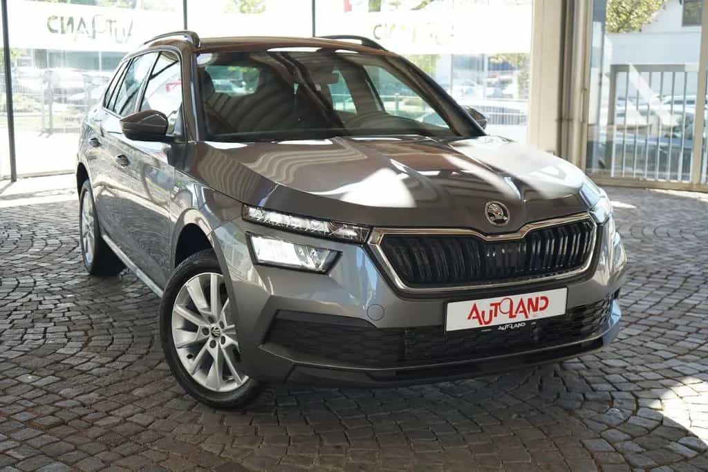 Skoda Kamiq 1.0 Tour LED Kamera Sitzheizung Tempomat 11/2023-photo-7