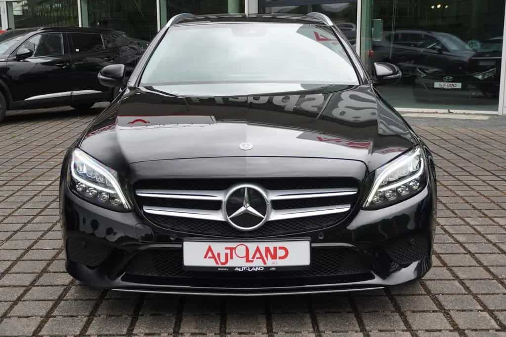 Mercedes-Benz C 180 C180 T Avantgarde LED Navi Teilleder Kamera 05/2020-photo-1