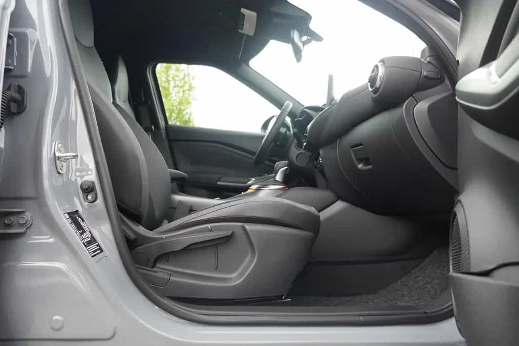 Nissan Juke 1.0 DIG-T N-Design Aut. LED Navi Kamera 03/2026-photo-13