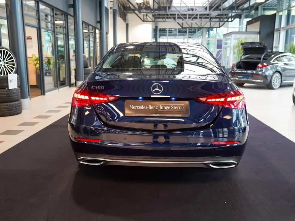Mercedes-Benz C 180 AVANTGARDE Kamera DAB Totwinkel CarPlay 12/2022-photo-3