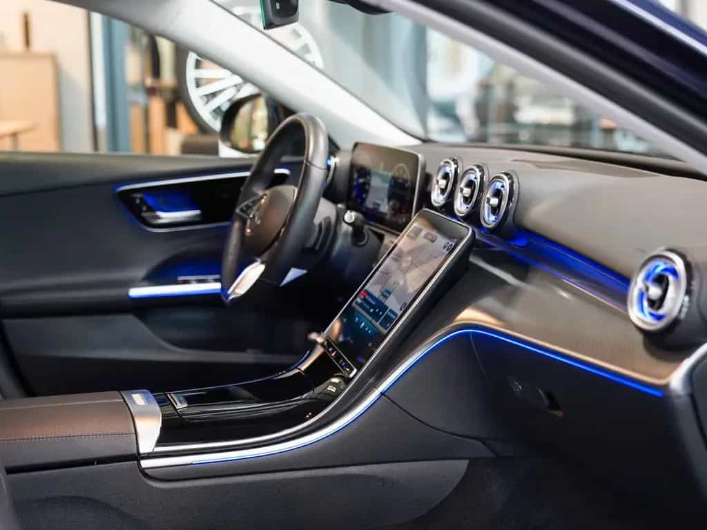 Mercedes-Benz C 180 AVANTGARDE Kamera DAB Totwinkel CarPlay 12/2022-photo-7