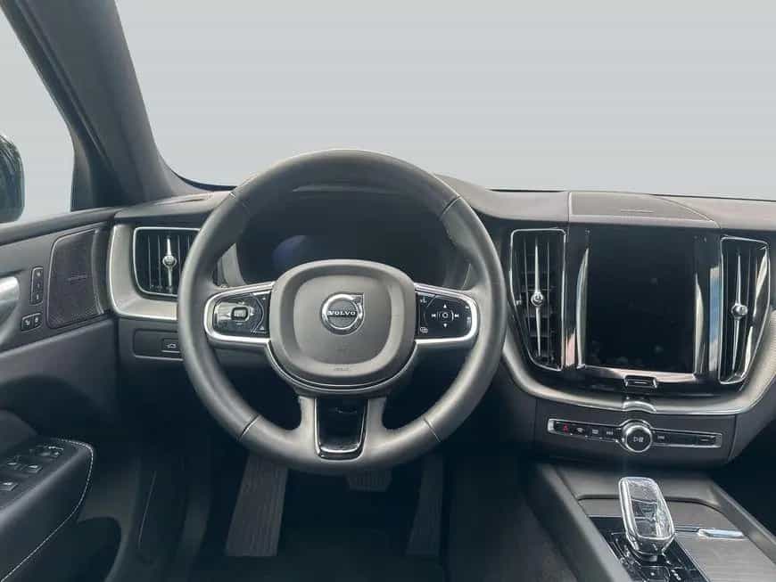 Volvo XC60 B4 D AWD Plus Dark 04/2023-photo-11