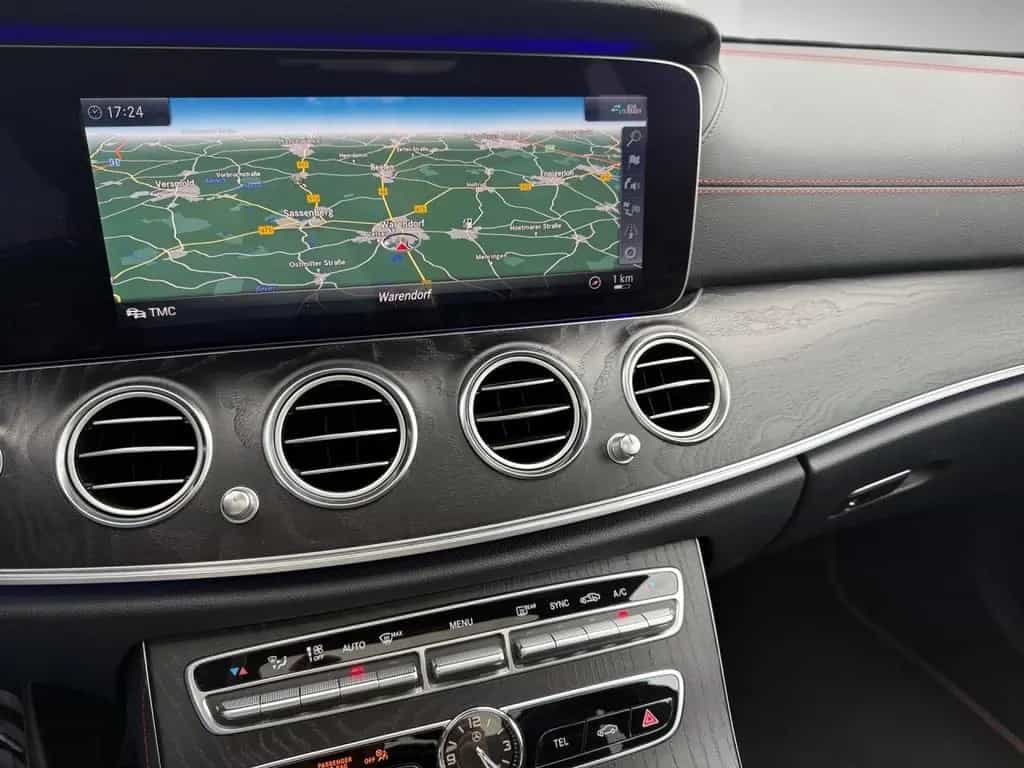 Mercedes-Benz E-Class 4M+ T Distronic Comand Burmester 20'' 11/2018-photo-18