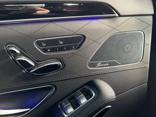 Mercedes-Benz S-Class 4Matic L Designo Burmester Chauffeur 04/2016-photo-28