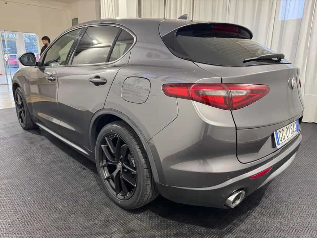 Alfa Romeo Stelvio 2.2 Turbodiesel 190 CV AT8 Q4 06/2021-photo-5