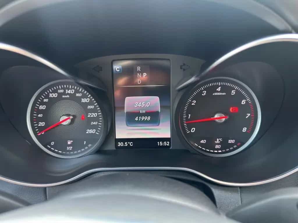 Mercedes-Benz C 200 9G AMG Line NIGHT LED 01/2017-photo-17