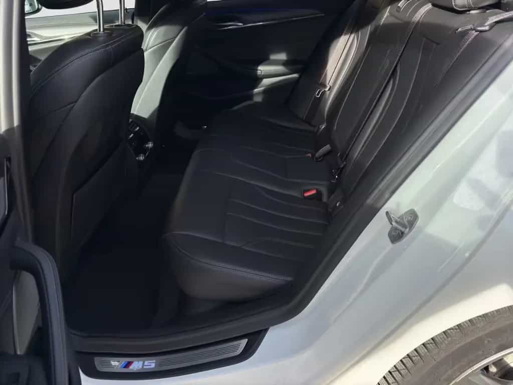 BMW M5 xDrive Carbon M Driver's Package 06/2019-photo-18