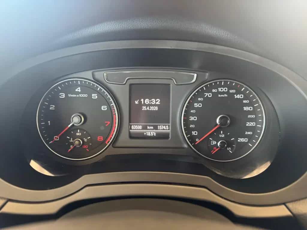 Audi Q3 design+2Hand+PDC+NAV+8Fach+V.Hist. 10/2017-photo-32