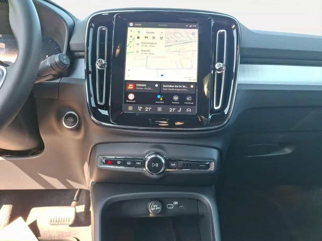 Volvo XC40 B3 Black Edition Plus 360° PANO AHK LED 20" 04/2025-photo-12