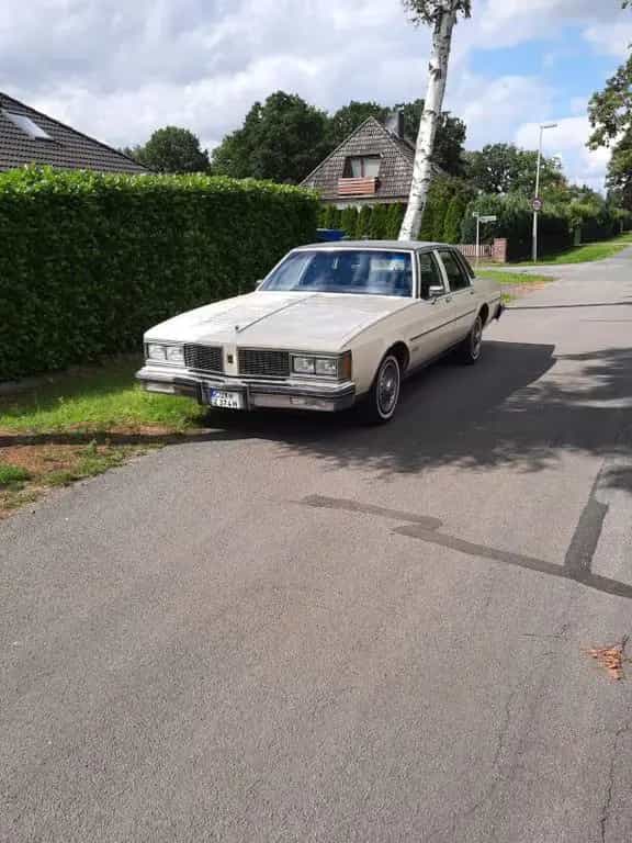 Oldsmobile Delta 88 Royal Custom 07/1984-photo-0