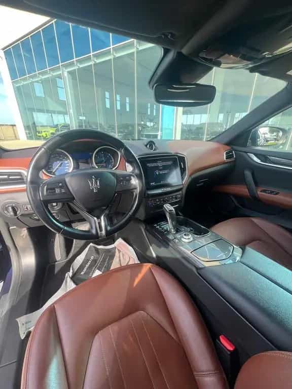 Maserati Ghibli 3.0 V6 ds Granlusso 250cv 08/2020-photo-4