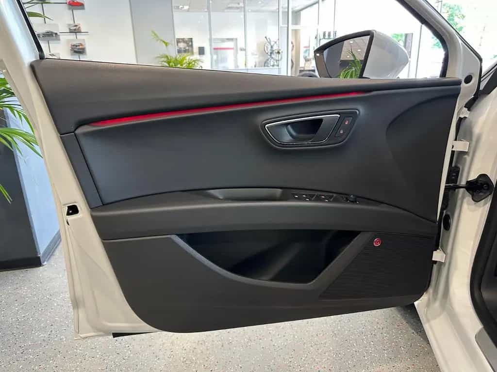 Seat Leon FR|Aut.|Pano|Leder|Beats|ACC|DAB|Garantie 12/2018-photo-16