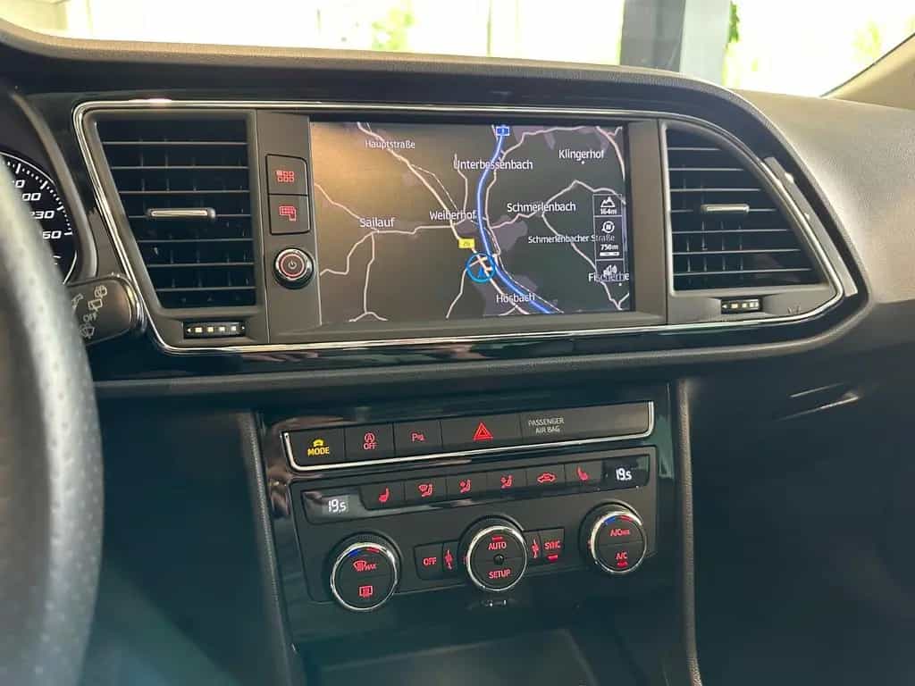 Seat Leon FR|Aut.|Pano|Leder|Beats|ACC|DAB|Garantie 12/2018-photo-21