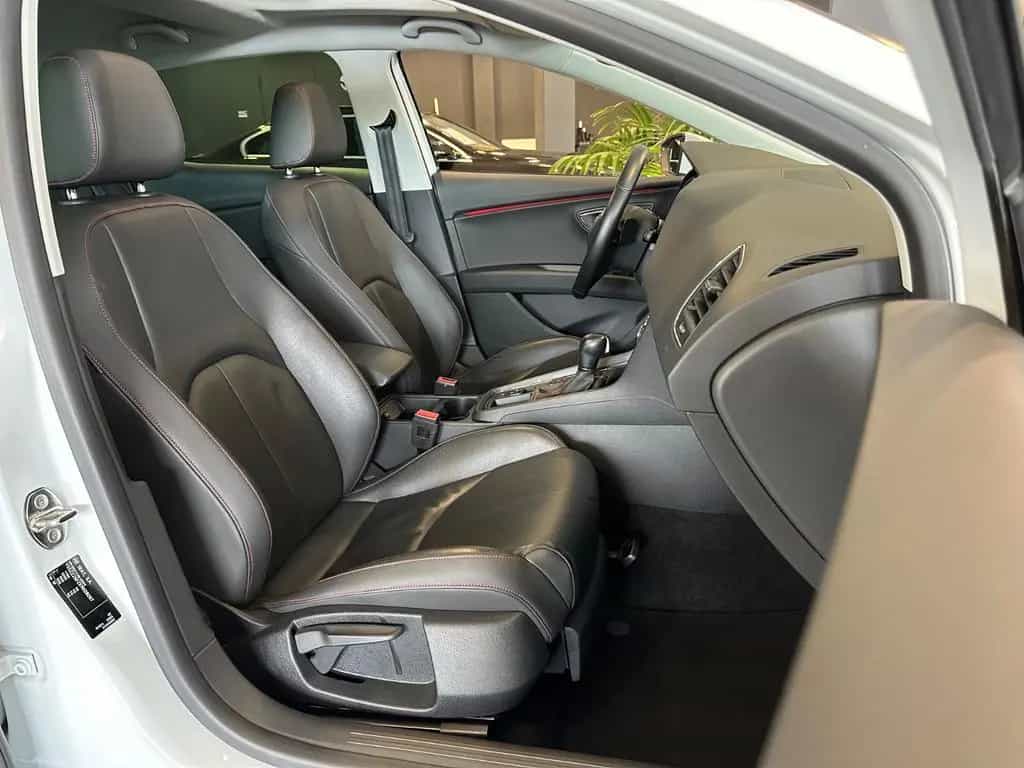 Seat Leon FR|Aut.|Pano|Leder|Beats|ACC|DAB|Garantie 12/2018-photo-27