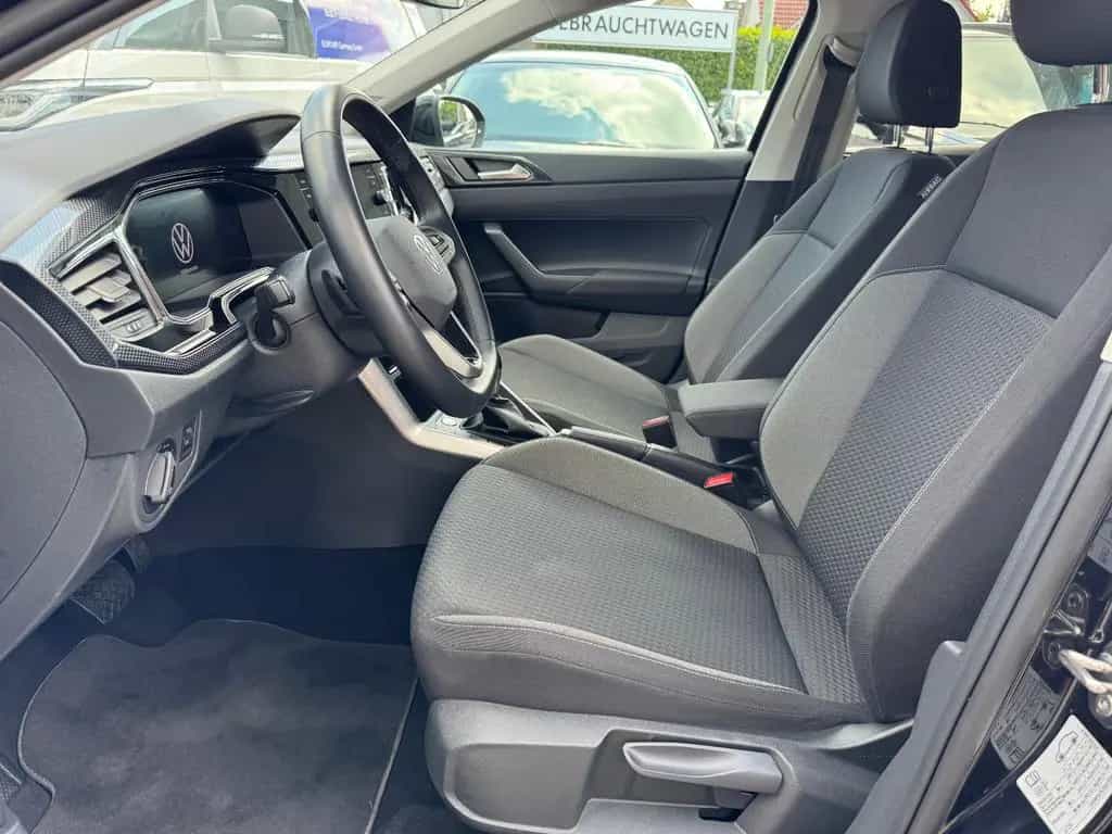 Volkswagen Taigo Life 1.0 TSI DSG -CarPlay/AndroidAuto 03/2025-photo-4